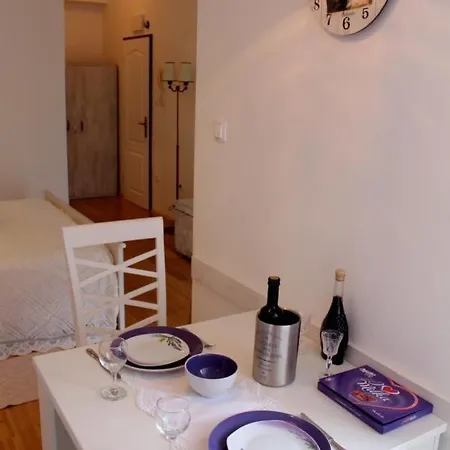 Miko - Location Appartement Split