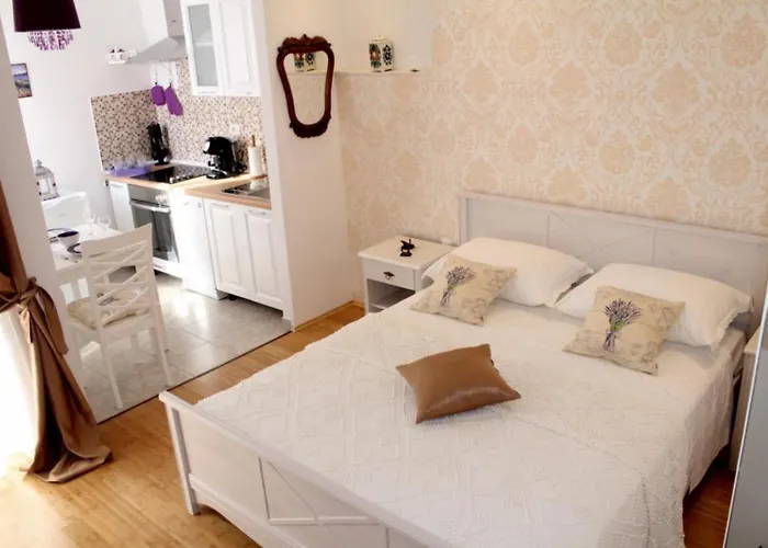 Miko - Location * Spalato